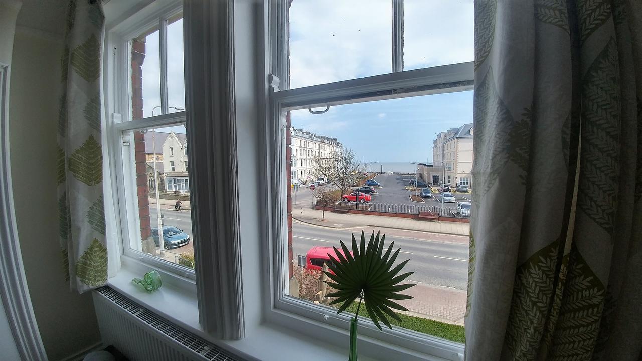 The Mon Fort Bridlington Exterior foto